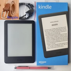 Amazon Kindle 10ª Generación e-Book en buen estado Wifi, táctil, luz + Regalo - Imagen 1 de 6