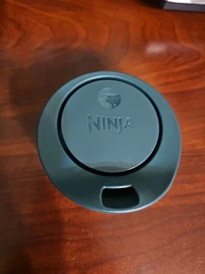 Taza de viaje GREEN Ninja Sip Perfect 16 oz tapa de repuesto mejorada boquilla - Imagen 1 de 4