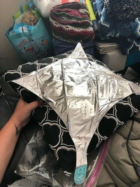 Star Point Geometric Shape Foil Balloon 20" SIlver New!!! - Image 1 of 1