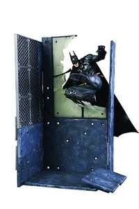 BATMAN ARKHAM KNIGHT GAME BATMAN AND ARKHAM KNIGHT ARTFX+ 2 STATUE SET - Picture 1 of 2