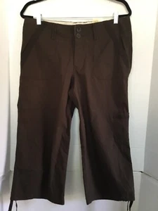 NWT Dockers Stretch Capri Knee Pants Dark Brown Women’s 10 Pockets 20” Inseam - Picture 1 of 2