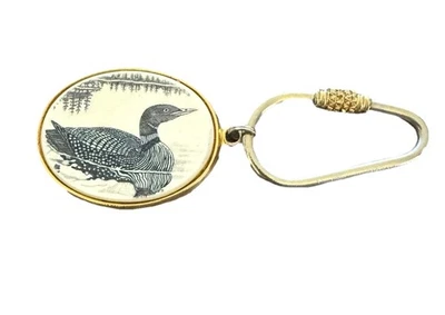Llavero De Colección Barlow Estilo Loon Scrimshaw Tono Dorado Metal Llavero Foto 1 de 4