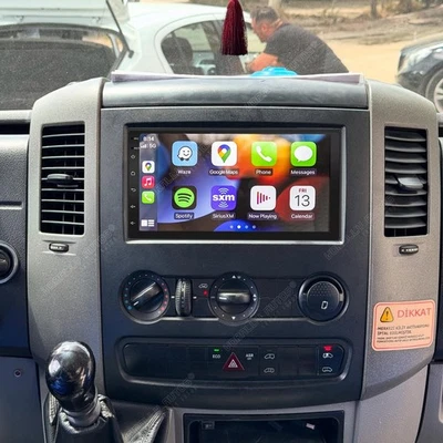 Radio estéreo GPS para automóvil Mercedes Benz Sprinter 2006-2018 7" Android 15 Carplay Foto 1 de 4