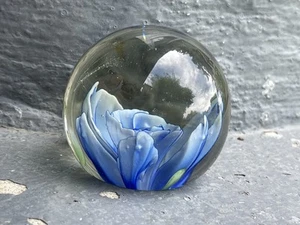 Vintage Hand Blown Glass Round Paperweight With BLUE LILLY nice - Picture 1 of 16