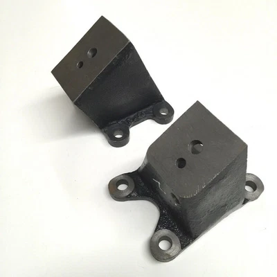 ENGINE MOUNT BRACKETS (RH / LH) – FIT FOR SAMURAI ’85-’95 - Image 1 of 4