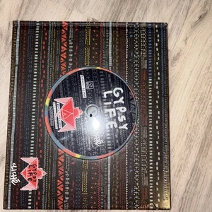 CLICHE 2015 "GYPSY LIFE" SKATEBOARD DVD With Book( New 726) - Bild 1 von 2