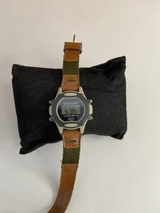 Timex Watch Beige Green nylon Leather Chron Alarm Date 50m New Battery Quartz - Picture 1 of 6