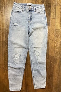 Abercrombie Kids Girls High-Rise Mini Mom Light Wash Jeans Size Slim 13/14 - Picture 1 of 5