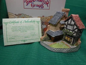 David Winter Cottages 15 Lawnside Road 1994 Guild Members - Picture 1 of 8