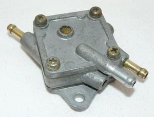 Hexagon LX 125 ZAPM05 - Benzinpumpe Unterdruck Pumpe von Mikuni - Piaggio - Picture 1 of 6