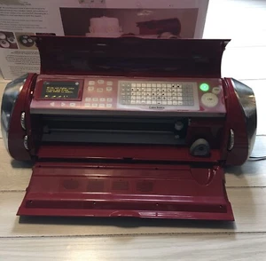 Cricut Cake Decorating Full Size Electronic Cutting Machine - Picture 1 of 11