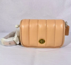 COACH Quilted Dinky Crossbody Bag, B4/Faded Blush - Bild 1 von 9