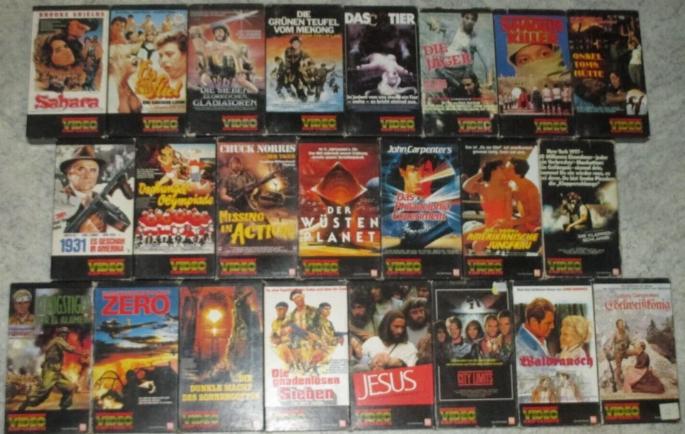 Entertainment Pappe  Video Sammlung - 28 x VHS/Komödie/Action/Krieg/Drama/SciFi - Bild 1 von 4