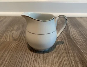 Mikasa Citation Creamer 7oz Fine China Silver Trim Japan - Picture 1 of 8