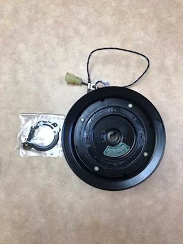 Embrague aire acondicionado. Se adapta a Dodge Colt 85-88. Mitsubishi Gallant/Mirage/Cordia/Tredia 84-88 Foto 1 de 4