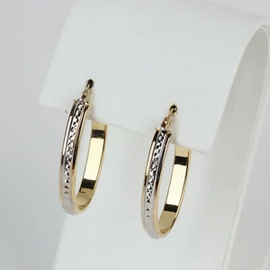 Pretty 14k Yellow & White Gold Diamond-Cut Women's Oval Hoop Earrings - Picture 1 of 2