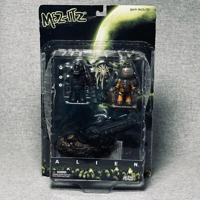MEZCO 2003 Mez-itz Xenomorph, Kane, Facehugger & Space Jockey Set  - Image 1 of 3