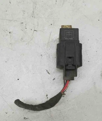 Relè VW PASSAT Variant B6 3C5 3B0951253 1.90 Diesel 77kw 2007 31408000 - Immagine 1 di 4