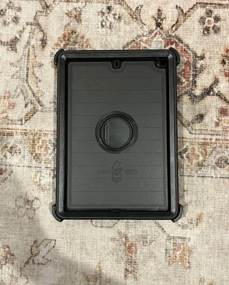 OTTERBOX 77-83151 Defender Case for 11 inch iPad 5th/4th & 3rd Gen - Black - Image 1 of 2