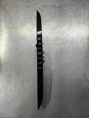 Infinity QX30 2017 puerta trasera hatchback moldura con cámara OEM 2218702410 Foto 1 de 4