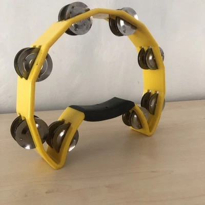 32 Schelle Power Tamburin Gebraucht Halbmond Kunststoff GELB USA Pat. DEC 306608 - Bild 1 von 3