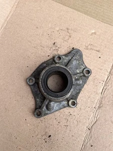 CLASSIC MINI DIFF OUTPUT FLANGE COVER. - Picture 1 of 2