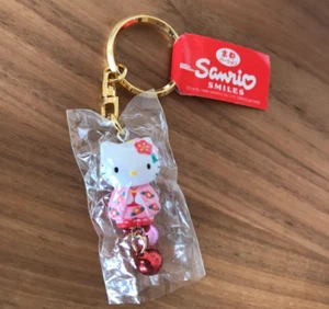 Sanrio Smile Hello Kitty Kimono Keychain Kyoto Limited  1999 Japan - New - Picture 1 of 2