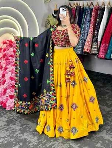 Launching New Heavy Reyon Lehenga Choli With Designer Dupatta For Festival - Bild 1 von 11