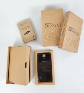 Samsung Galaxy S4 Box avec cache batterie arrière noir OEM embouts écouteurs VIDE PAS DE TÉLÉPHONE - Photo 1 sur 7