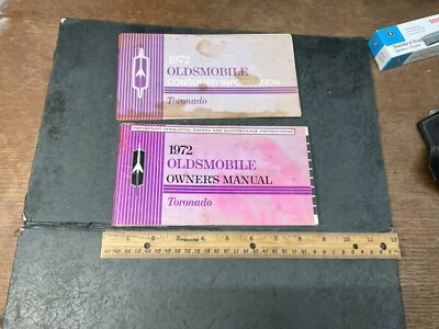 Oldsmobile Toronado 1972 manual de servicio o propietario de auto automotriz vintage Foto 1 de 4