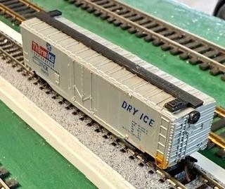 N Scale Model Power Therm Ice 50’ reefer w MTL trucks & couplers - Image 1 of 1
