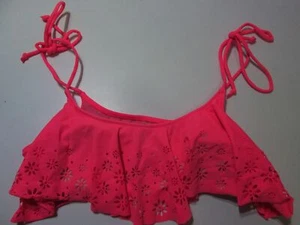 Victoria Secret Womens Size S Bikini Top Pink Wireless Eyelet Embroidery Floral - Picture 1 of 5