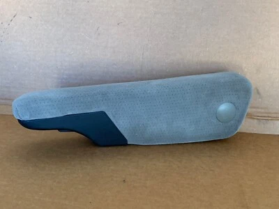 VW EUROVAN T4 1999 2000 2001 2002 2003 REPOSABRAZOS ASIENTO IZQUIERDO REPOSABRAZOS LH GRIS Foto 1 de 4