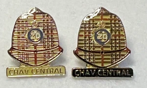 CHAV CENTRAL BURBERRY THAMES VALLEY POLICE HELMET RARE PIN BADGE ONE BADGE ONLY - Bild 1 von 3