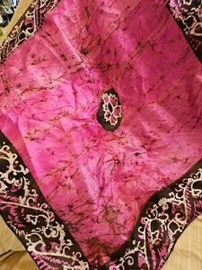 Bufanda batik de seda vintage 33' x 33' hecha en India - Imagen 1 de 7