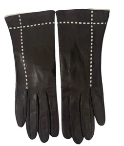 Lord & Taylor Women’s Sz 7 black leather  gloves Silk Lining Checkerboard design - Picture 1 of 5