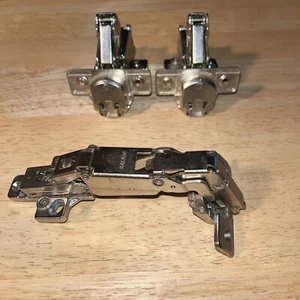 3 Salice 2XF 165° Full Overlay Cabinet Hinges - Picture 1 of 11