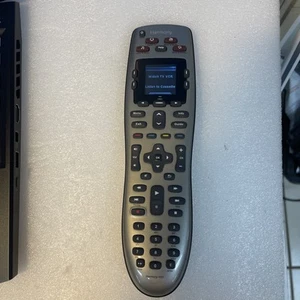 Logitech Harmony 650 All-In-One Universal Programmable Remote Color Screen - Picture 1 of 4