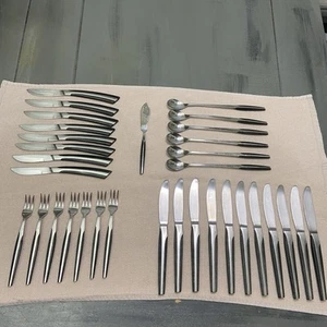 Cubiertos Eldan MCM de acero inoxidable y negro Japón juego mixto de 33 piezas de colección - Imagen 1 de 9