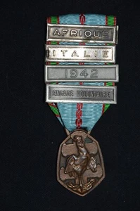 MEDAILLE COMMEMORATIVE 1939/45-AFRIQUE-ITALIE-1942-ENGAGE VOLONTAIRE-LIBERATION - Picture 1 of 2