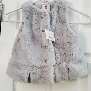 GYMBOREE Girls Faux Fur Vest, 3T, 16 GY Winter 3 Collection, NWT - Picture 1 of 3