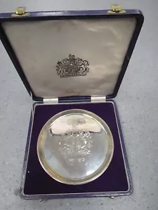 1972 Queen Elizabeth II Silver Wedding Anniversary Solid Silver Salver - Picture 1 of 11