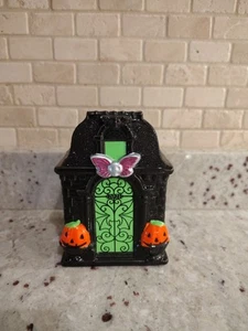 Bath & Body Works Haunted Foaming Hand Soap Holder Fall / Halloween 2021 LikeNew - Picture 1 of 5