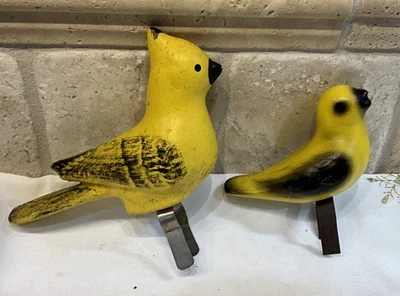 Vintage Ceramic Clip on Bird Bath Garden Decoy Yellow Birds 1960's Roseville ? - Image 1 of 4