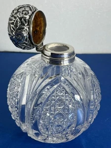 GOOD LARGE ANTIQUE VICTORIAN SOLID SILVER CUT GLASS GLOBE PERFUME / SCENT BOTTLE - Picture 1 of 22