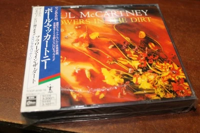 PAUL McCARTNEY FLOWERS IN THE DIRT JAPANESE ISSUE  STILL SEALED 2 CD SET - Image 1 of 2