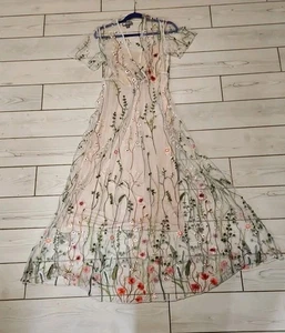 Elestory Maxikleid mit Blumenstickerei. DAMEN MEDIUM.   - Bild 1 von 14