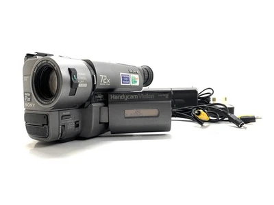 SONY CCD-TRV35E Video8 Tape Digital Video Camera HANDYCAM Complete Working Set - Image 1 of 4