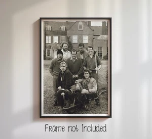Auf Wiedersehen Pet Cast BW - High Quality Wall Poster - Picture 1 of 4