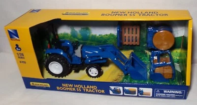 New in box New Holland Boomer 55 Tractor 1/20 scale 8 pieces - Image 1 of 4